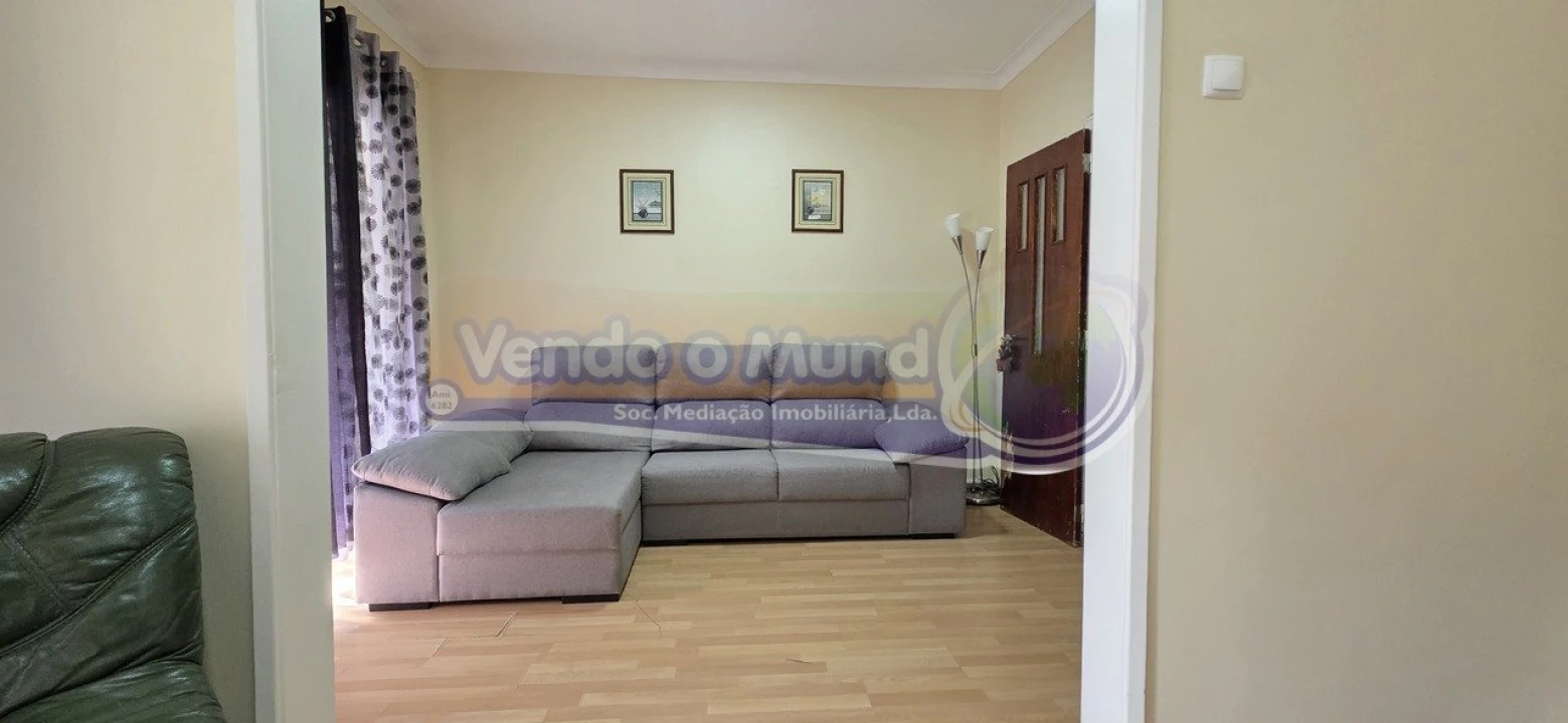Apartamento T3 para Venda em Alverca do Ribatejo e Sobralinho Foto 2