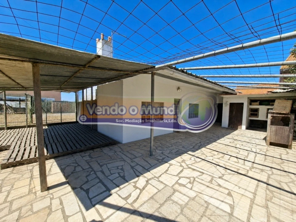 Moradia T3 para Venda em Muge Foto 3