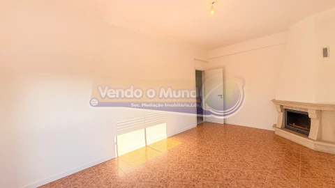 Apartamento T3 para Venda em Samora Correia