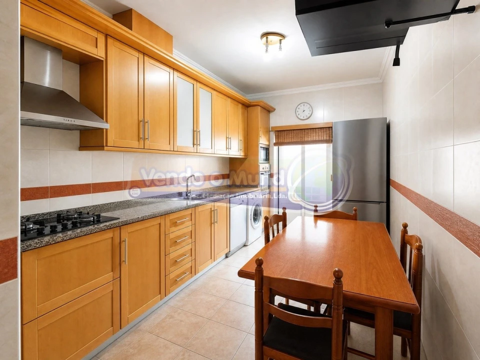 Apartamento T3 para Venda em Benavente Foto 7