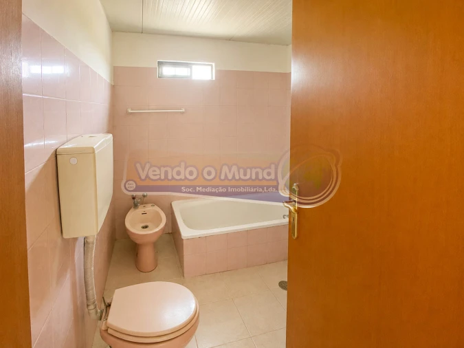 Moradia T3 para Venda em Salvaterra de Magos e Foros de Salvaterra Foto 12