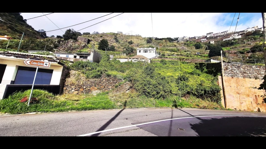 Terreno para Venda em Camara de Lobos