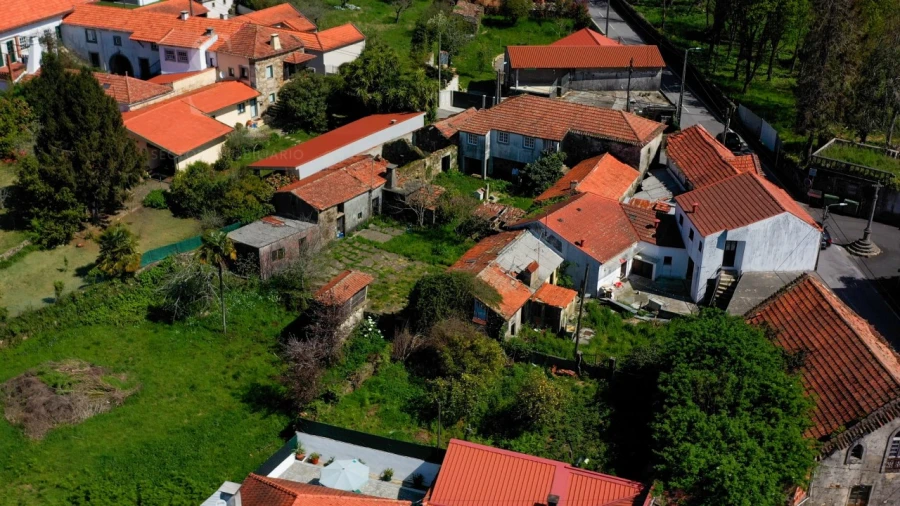 Moradia T4 para Venda em Macieira de Sarnes Foto 11