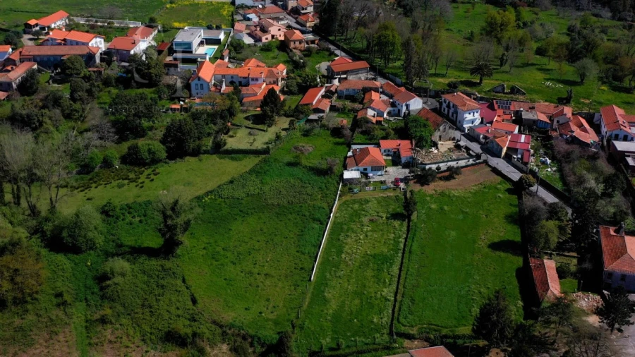 Moradia T4 para Venda em Macieira de Sarnes Foto 15