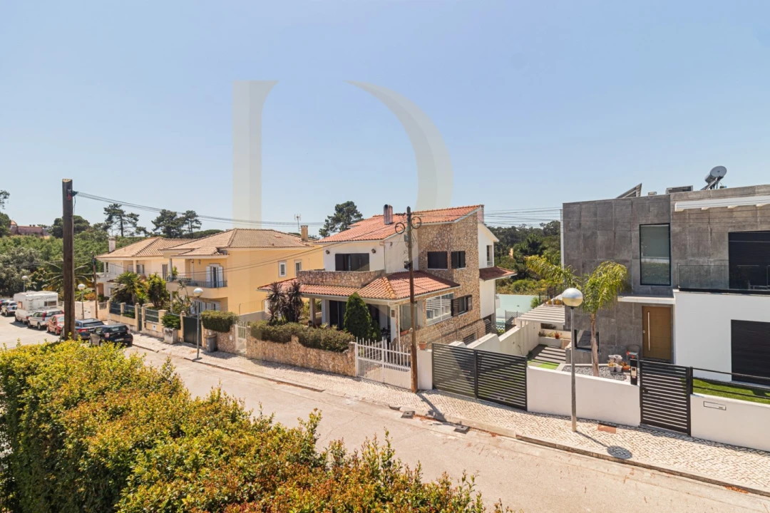Moradia T4 para Venda em Charneca de Caparica e Sobreda Foto 31