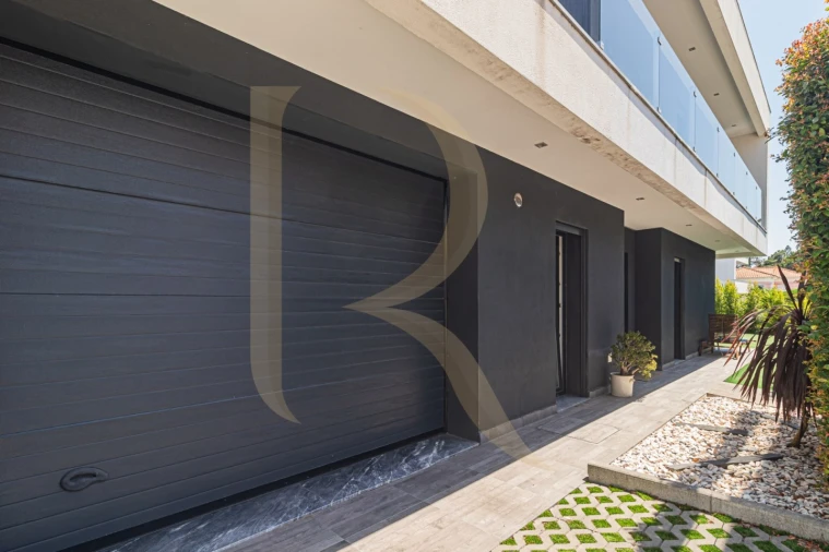 Moradia T4 para Venda em Charneca de Caparica e Sobreda Foto 34