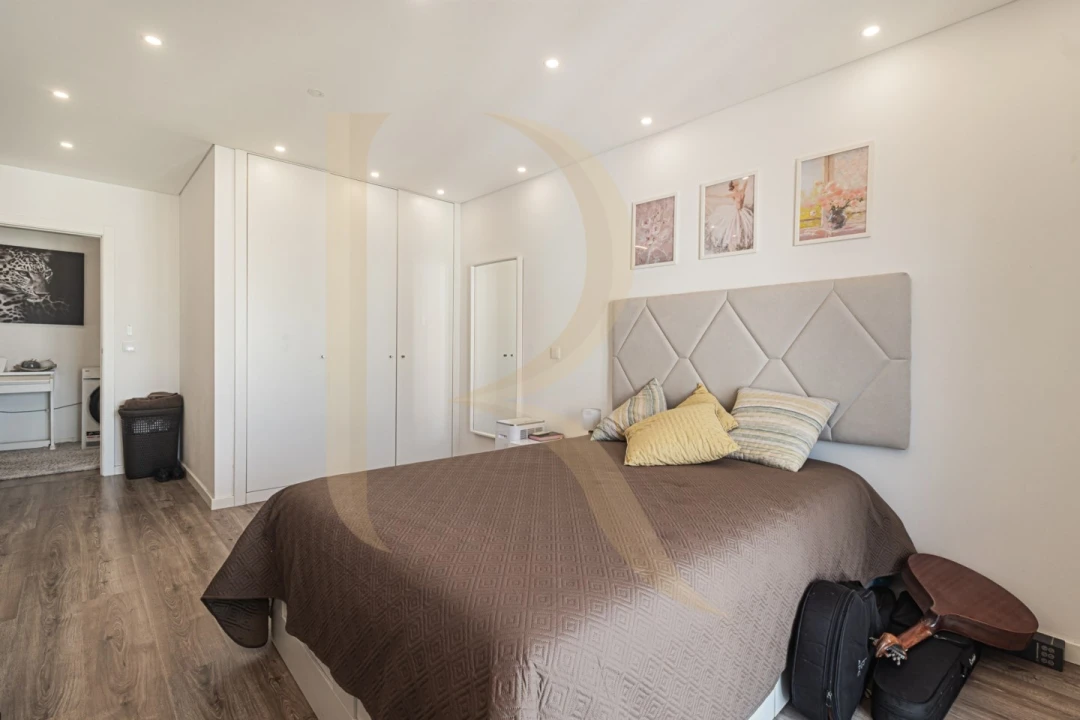 Apartamento T3 para Venda em Amora Foto 14