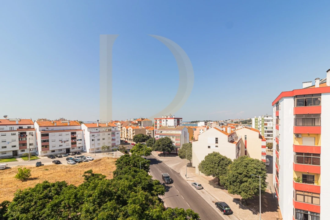 Apartamento T3 para Venda em Amora Foto 27
