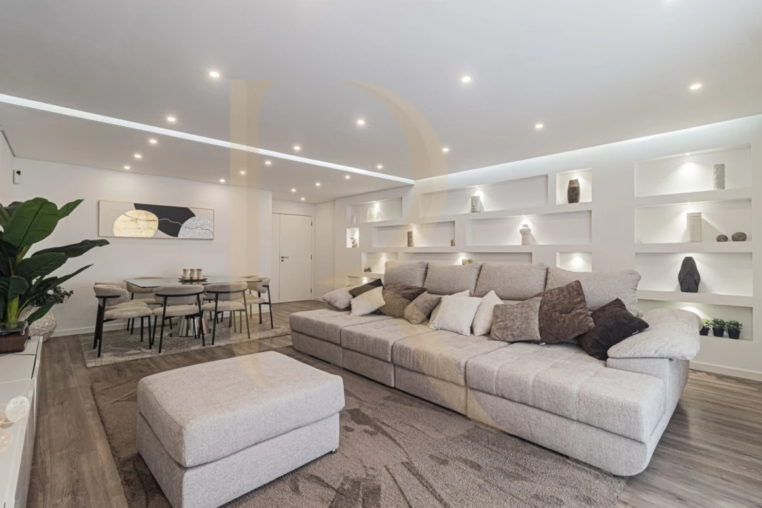 Apartamento T3 para Venda em Amora Foto 1