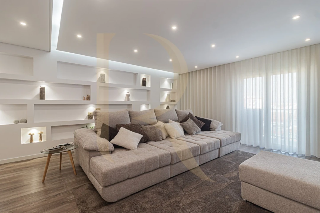 Apartamento T3 para Venda em Amora Foto 5