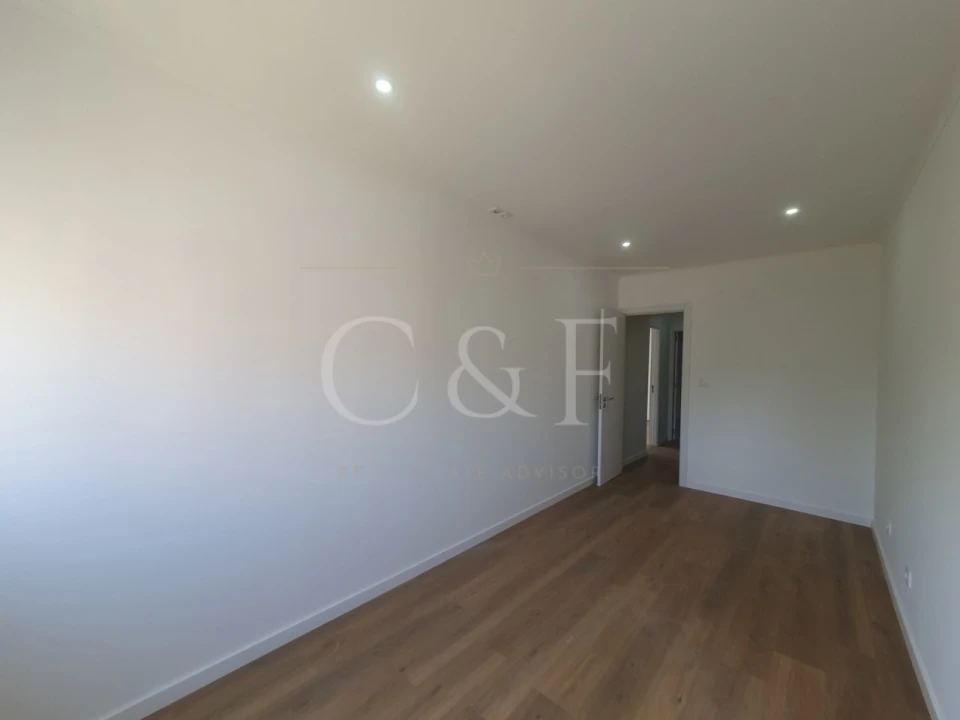 Apartamento T2 para Venda em Odivelas Foto 14