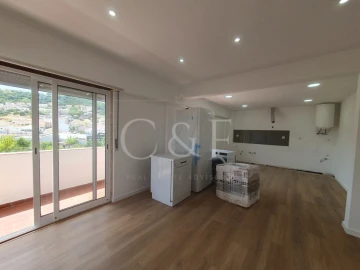 Apartamento T2 para Venda em Odivelas