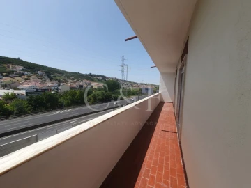 Apartamento T2 para Venda em Odivelas