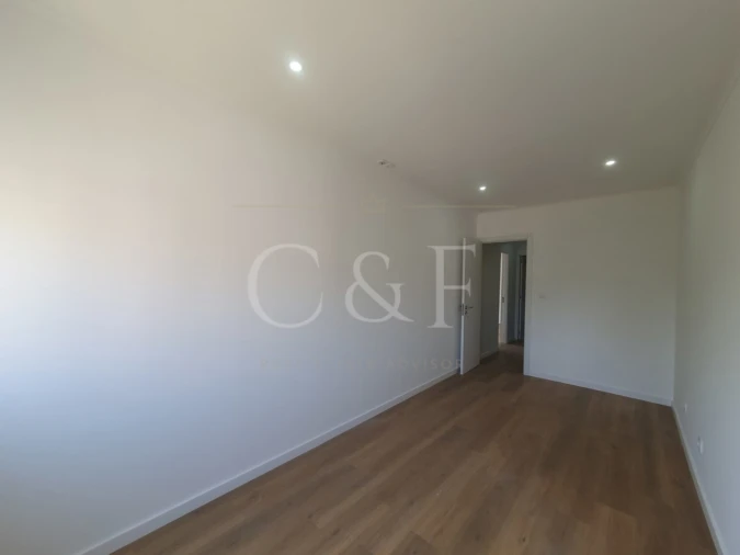 Apartamento T2 para Venda em Odivelas Foto 14