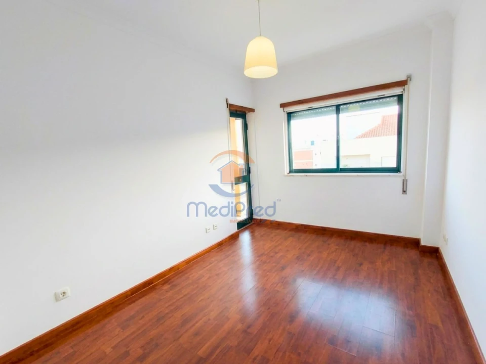 Apartamento T3 para Venda em Moita Foto 19