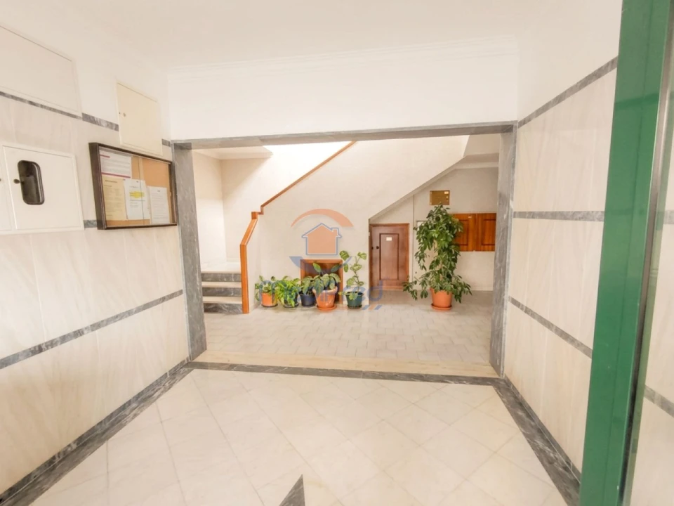 Apartamento T3 para Venda em Moita Foto 23