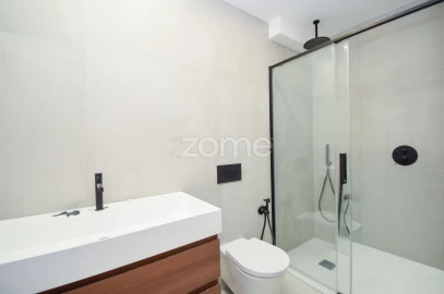 Apartamento T2 para Venda em Santa Iria de Azoia, São João da Talha e Bobadela