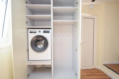 Apartamento T2 para Venda em Santa Iria de Azoia, São João da Talha e Bobadela