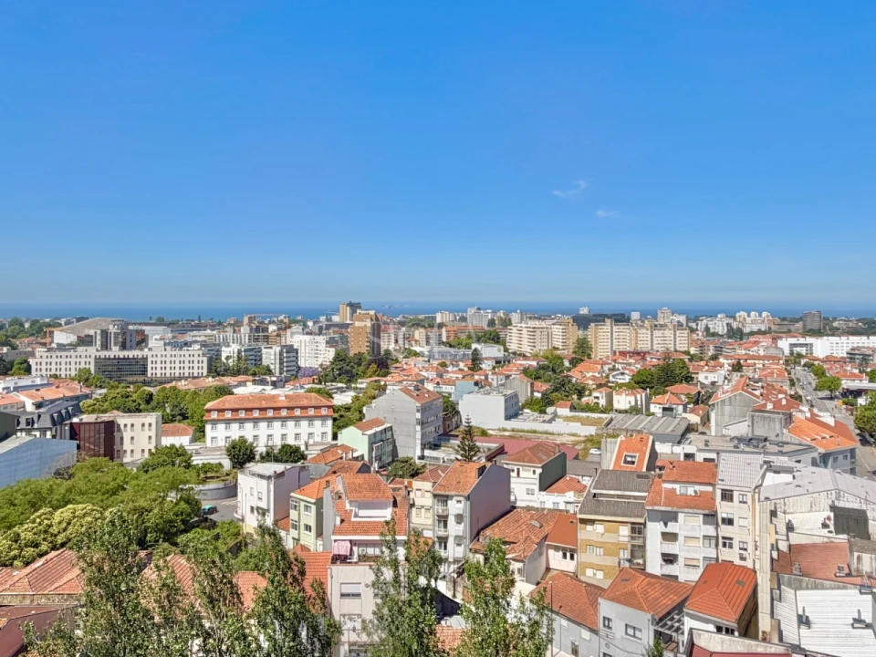 Apartamento T2 para Venda em Cedofeita, Santo Ildefonso, Sé, Miragaia, São Nicolau e Vitória Foto 1