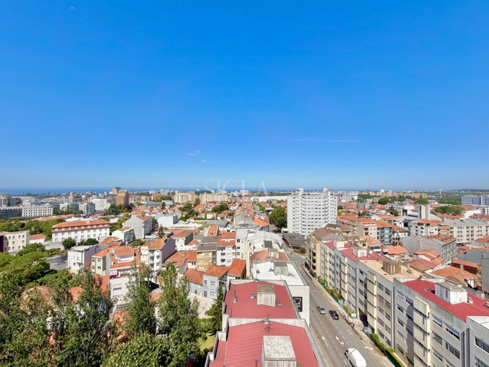 Apartamento T2 para Venda em Cedofeita, Santo Ildefonso, Sé, Miragaia, São Nicolau e Vitória Foto 2