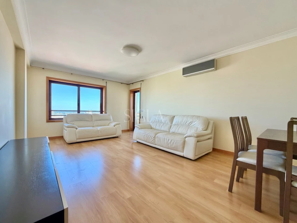 Apartamento T2 para Venda em Cedofeita, Santo Ildefonso, Sé, Miragaia, São Nicolau e Vitória Foto 4