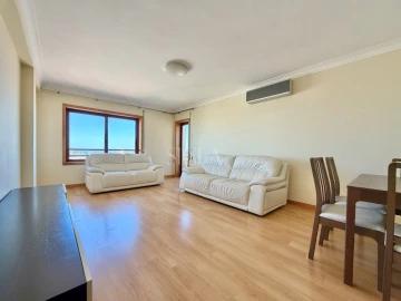 Apartamento T2 para Venda em Cedofeita, Santo Ildefonso, Sé, Miragaia, São Nicolau e Vitória
