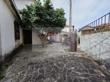 Moradia T3 para Venda em Pinheiro da Bemposta, Travanca e Palmaz