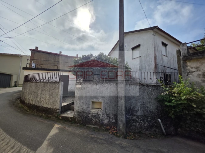 Moradia T3 para Venda em Pinheiro da Bemposta, Travanca e Palmaz Foto 7