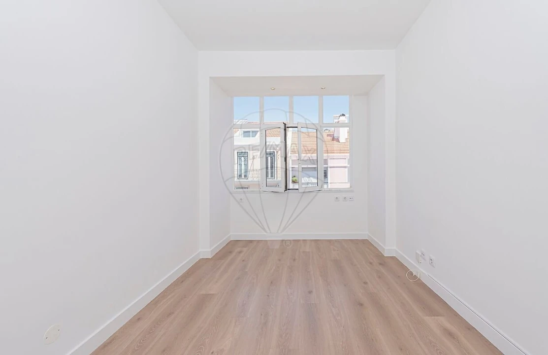 Apartamento T2 para Venda em Campo de Ourique Foto 1