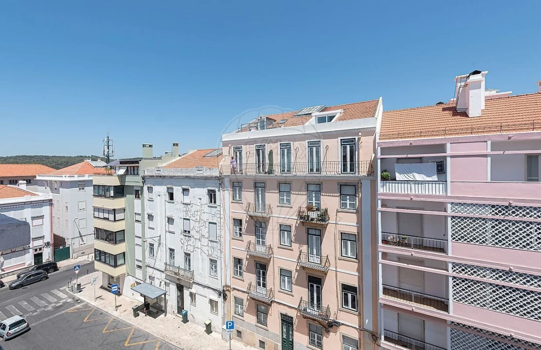 Apartamento T2 para Venda em Campo de Ourique Foto 12