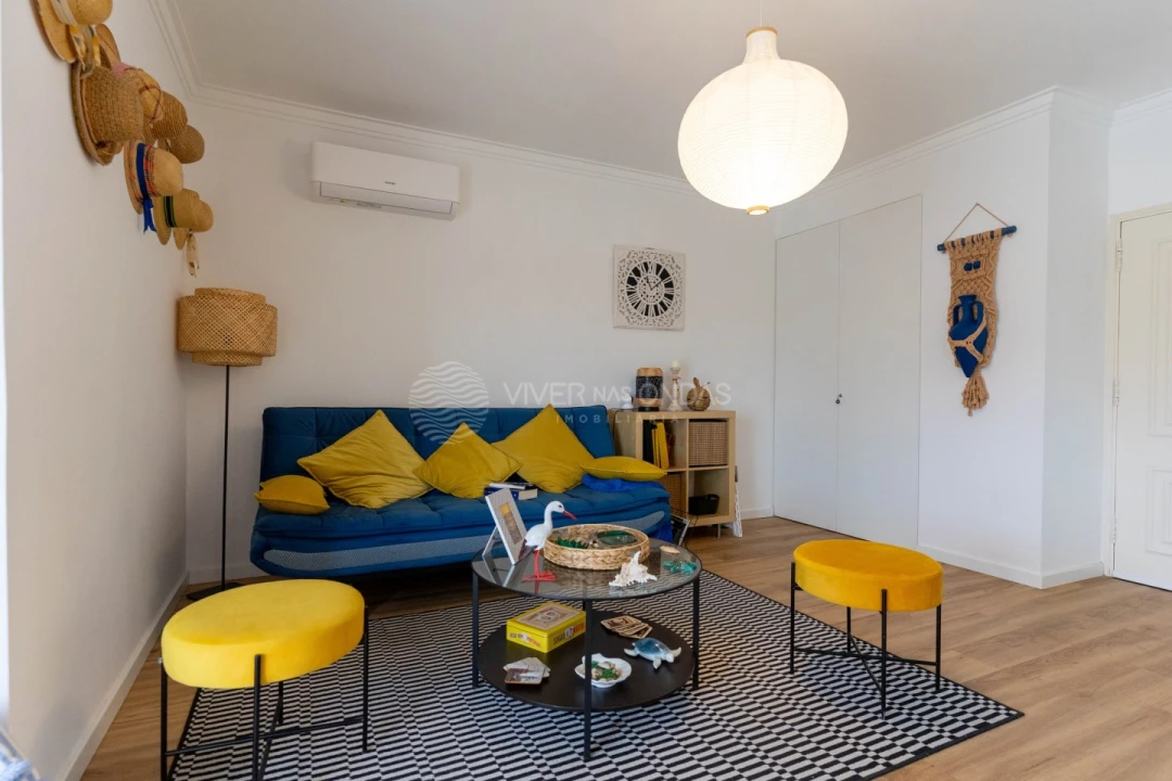 Apartamento T1 para Venda em Costa da Caparica Foto 3