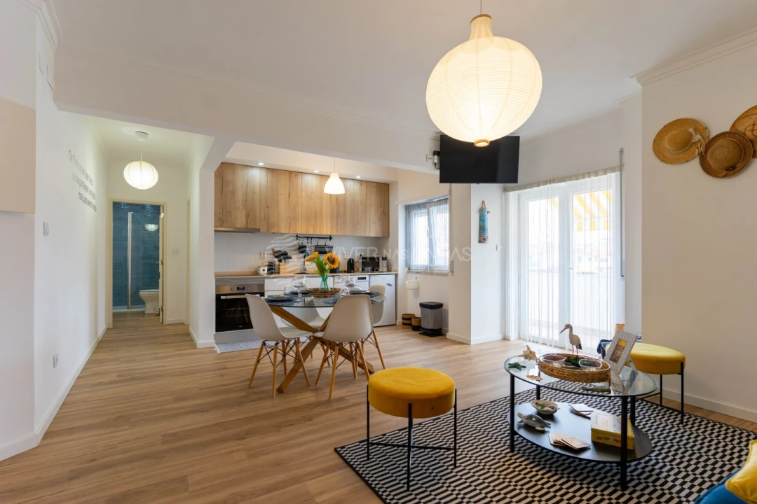 Apartamento T1 para Venda em Costa da Caparica Foto 6