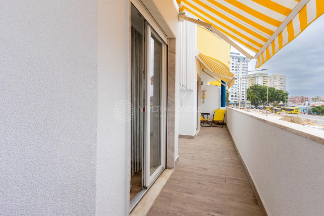Apartamento T1 para Venda em Costa da Caparica Foto 8