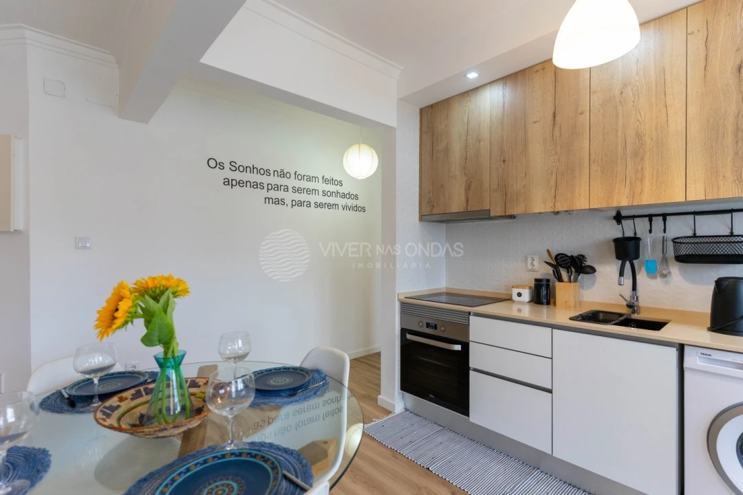 Apartamento T1 para Venda em Costa da Caparica Foto 14