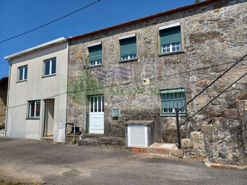 Moradia T1 para Venda em Cedrim e Paradela Foto 1