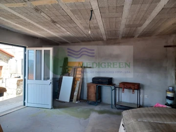 Moradia T1 para Venda em Cedrim e Paradela