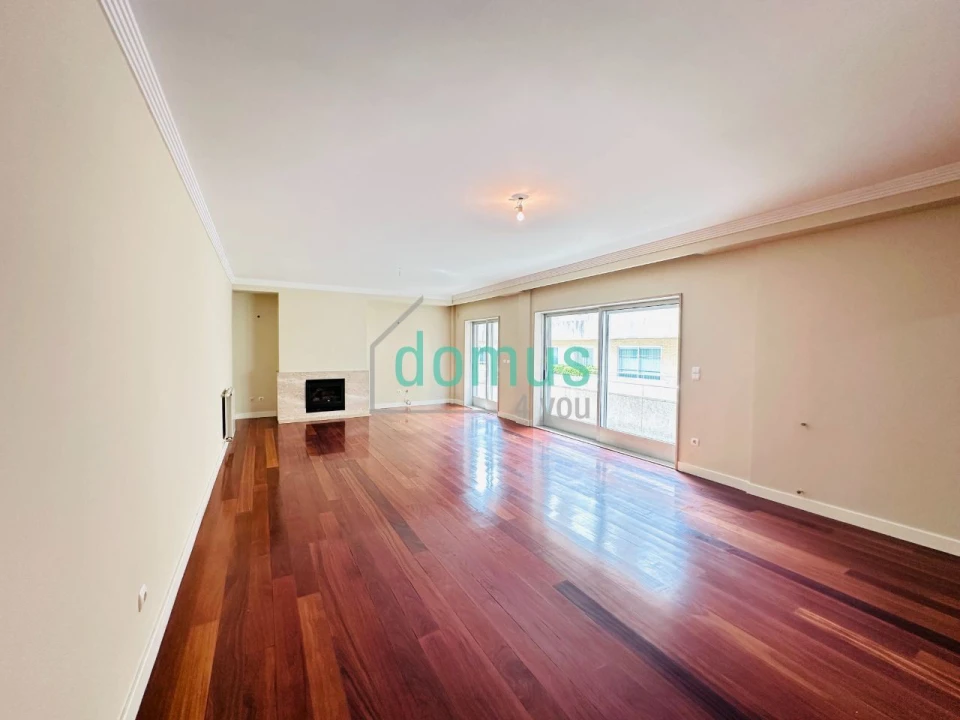 Apartamento T3 para Venda em Lordelo do Ouro e Massarelos Foto 7