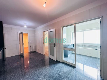 Apartamento T3 para Venda em Lordelo do Ouro e Massarelos