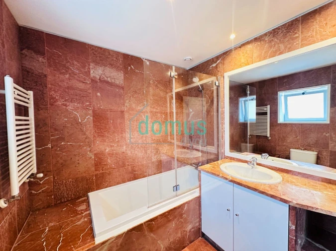 Apartamento T3 para Venda em Lordelo do Ouro e Massarelos Foto 14