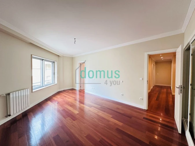 Apartamento T3 para Venda em Lordelo do Ouro e Massarelos Foto 13