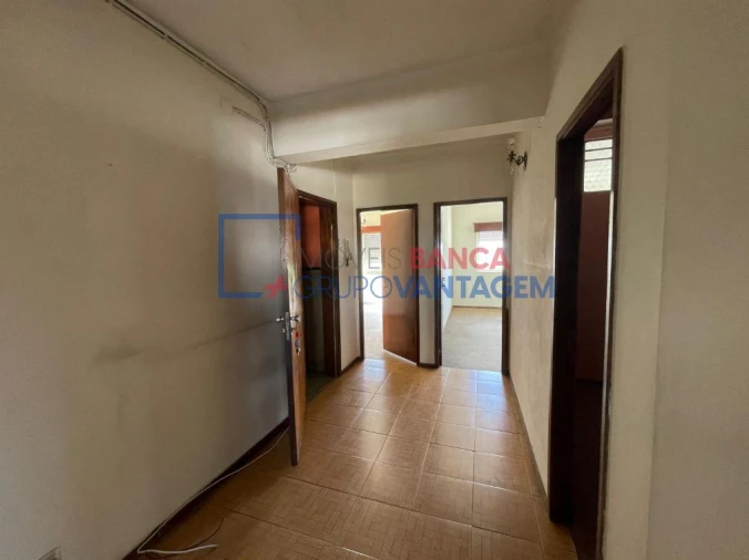 Apartamento T2 para Venda em Vermoim Foto 2