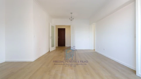 Apartamento T2 para Venda em Rio Tinto