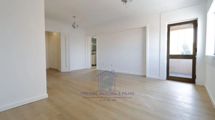 Apartamento T2 para Venda em Rio Tinto Foto 6