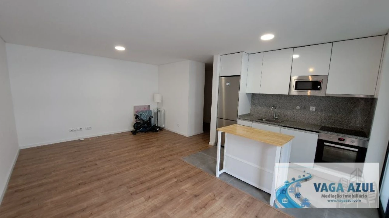 Apartamento T2 para Arrendamento em Ermesinde Foto 9