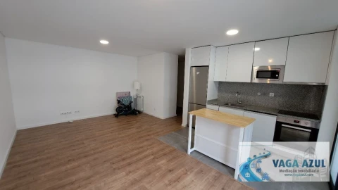 Apartamento T2 para Arrendamento em Ermesinde