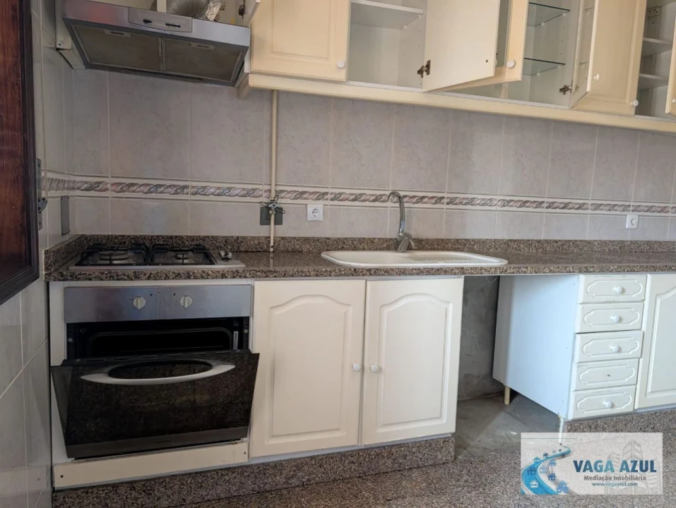 Apartamento T2 para Venda em Alfena Foto 5