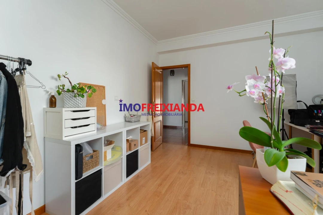 Apartamento T3 para Venda em Sabacheira Foto 14