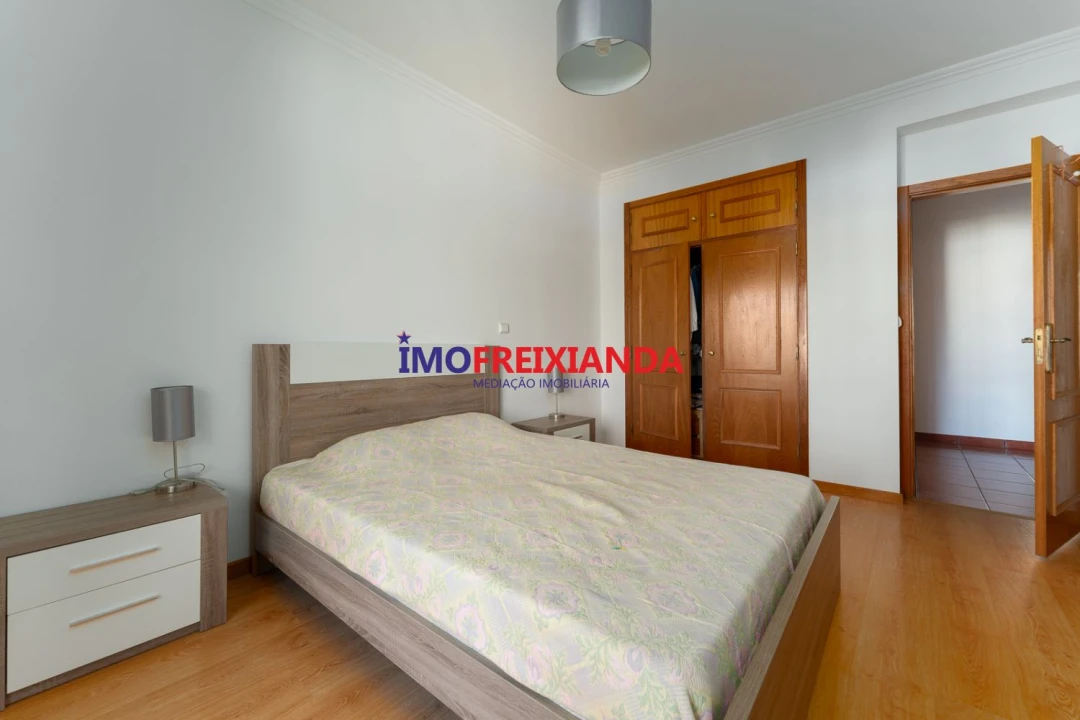 Apartamento T3 para Venda em Sabacheira Foto 13