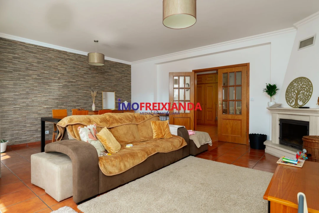 Apartamento T3 para Venda em Sabacheira Foto 5