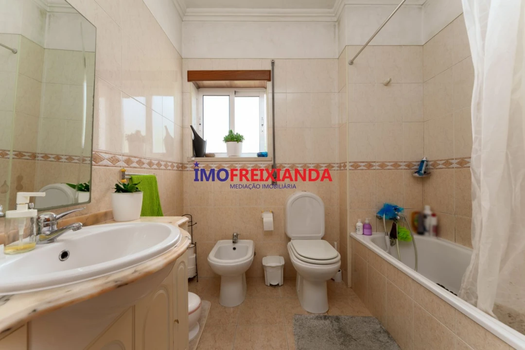 Apartamento T3 para Venda em Sabacheira Foto 18